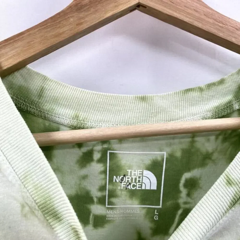 The North Face‎ green tie dye tee